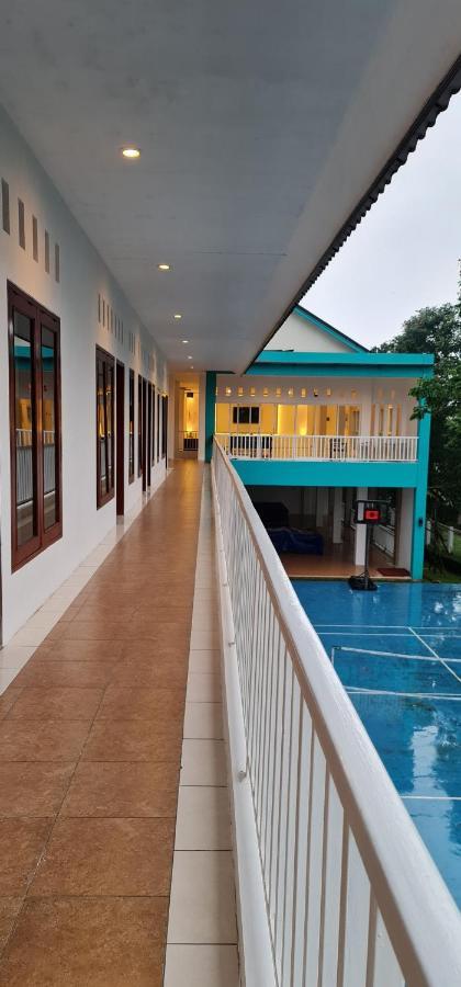 Villa Aurora Cisarua Exterior photo